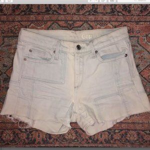 GAP mid rise jean short